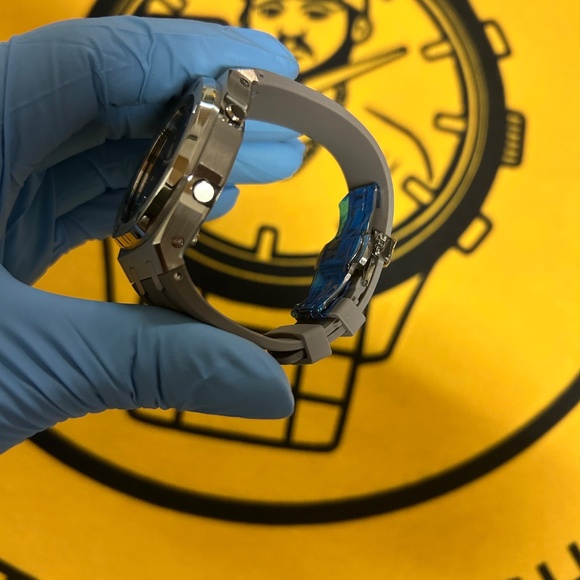 Casio G-Shock GA-2100 “CasiOak” – Silver Mod, Analog-Digital Watch, Custom Bezel - Picture 5 of 10